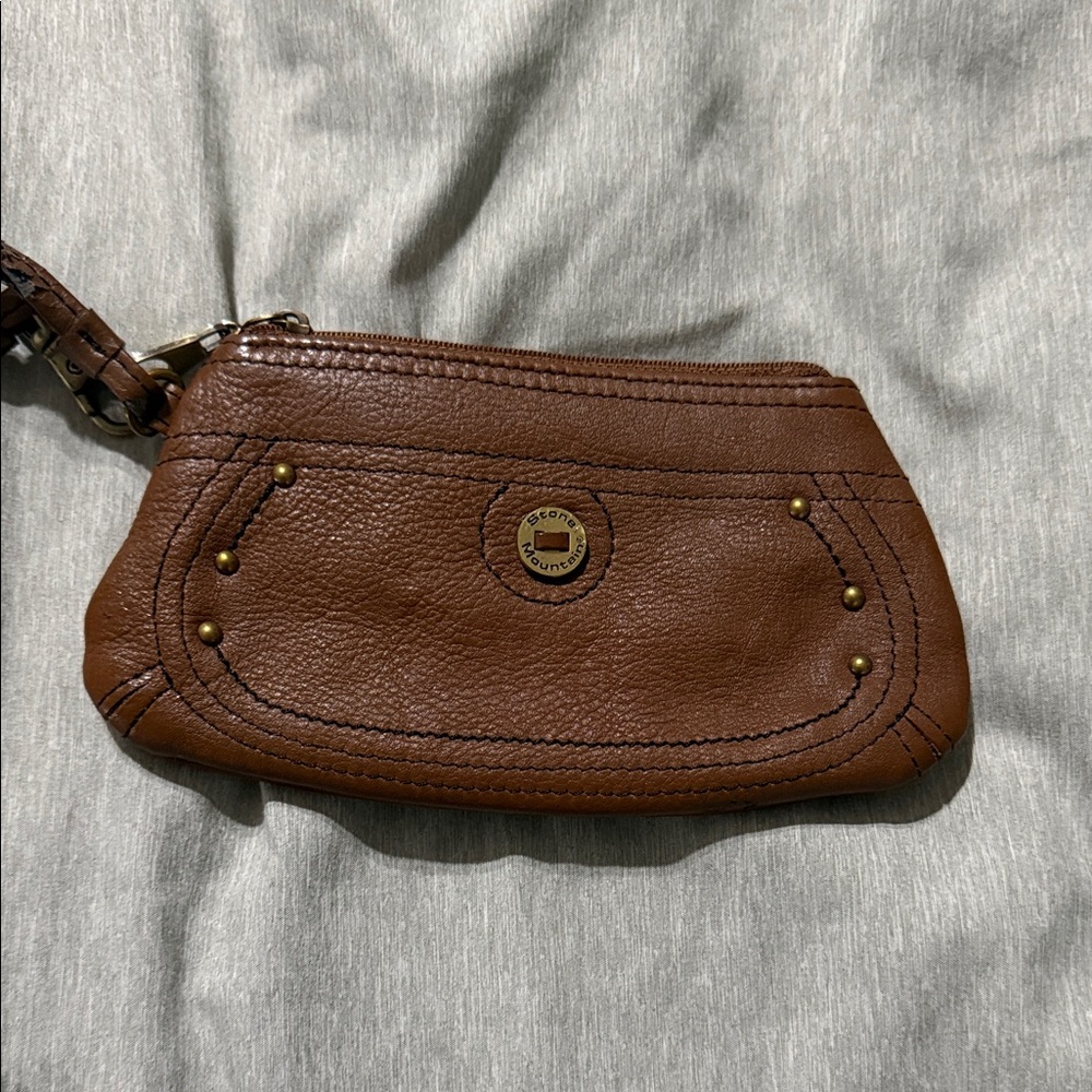 Stone Mountain Accessories Brown Leather Wristlet Clutch